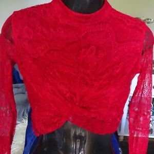 CROPPED LACE SHIRT ZIPS UP THE BACK